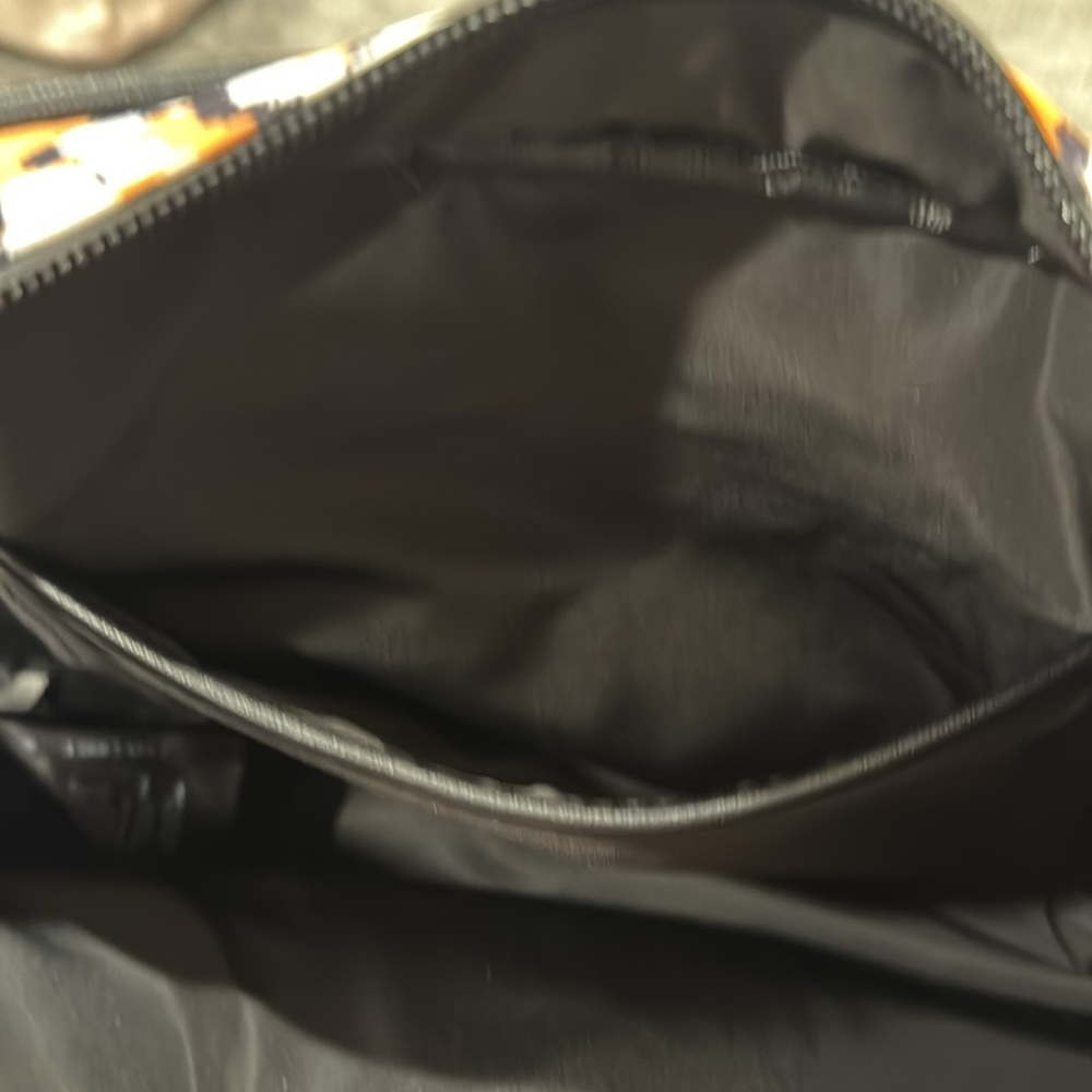 Ted Baker Bag Leopard Detail Nylon Puffer Camera Bag  Cellphone Holder Crossbody - Picture 12 of 17